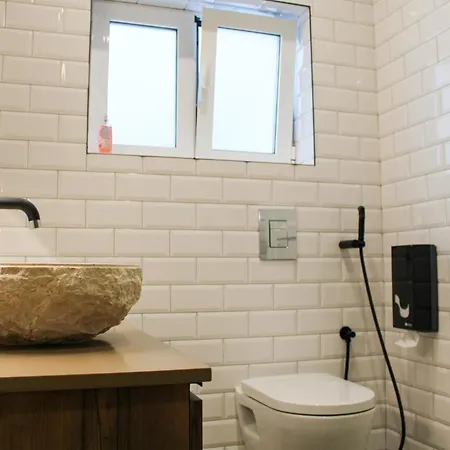 Casa Dos Cucos Ostello *